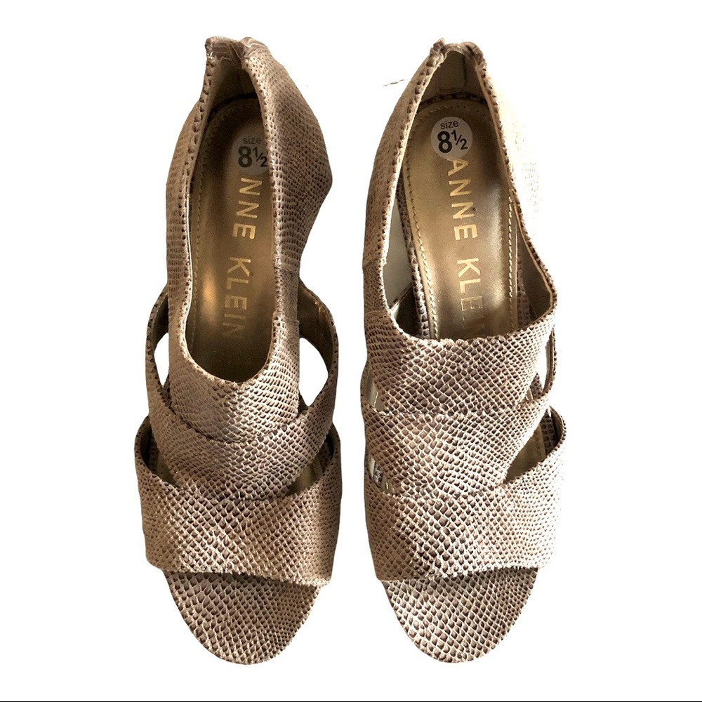 Anne Klein Salby wedge sandal Size 8.5